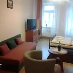 Apartament U Tri Jehnatek Karlowe Wary