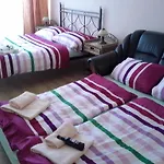 Apartament U Tri Jehnatek