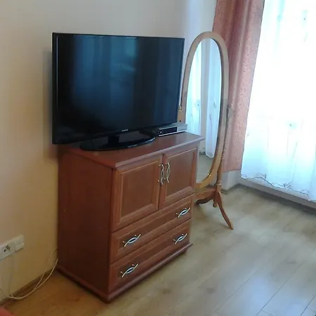 Apartament U Tri Jehnatek