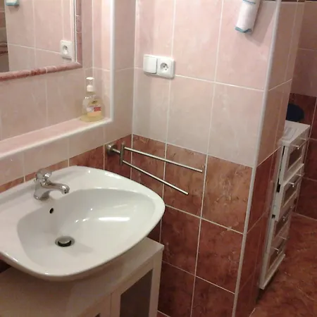 Apartment U Tri Jehnatek